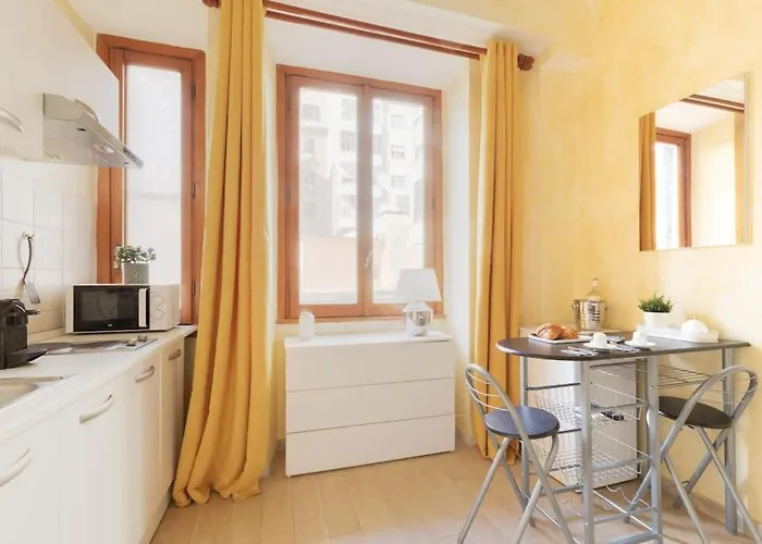 Private In A With Private Bathroom N3